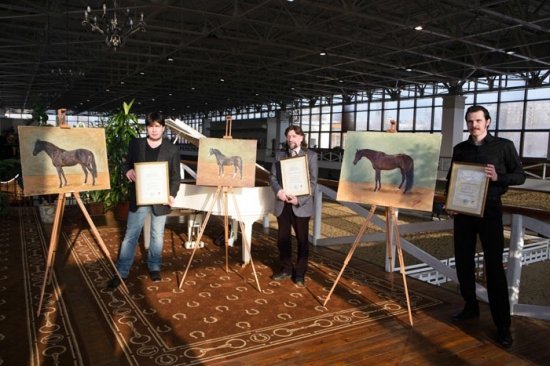 акция “Искусство творит добро”