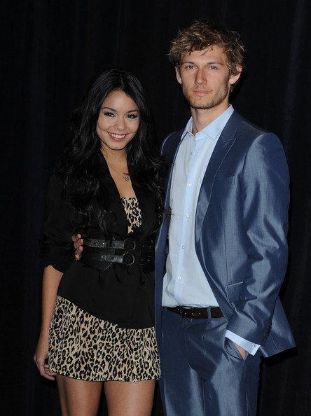 Алекс Петтифер