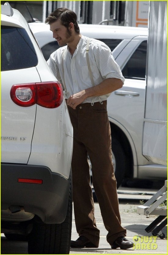 Алекс Петтифер