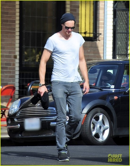 Александр Скарсгард