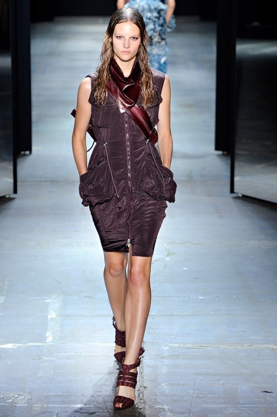 Александр Ванг