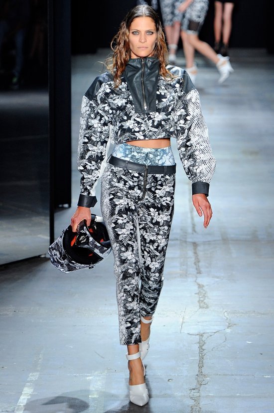 Александр Ванг