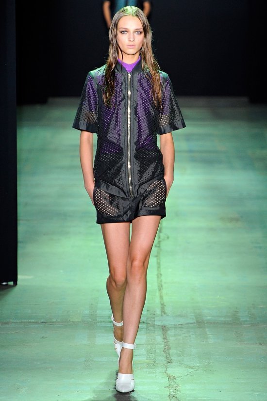 Александр Ванг