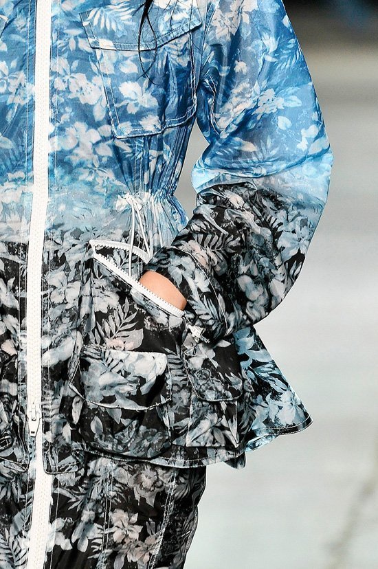 Александр Ванг