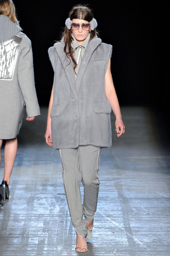 Александр Ванг