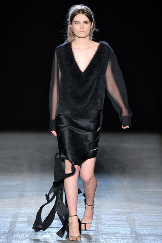 Александр Ванг