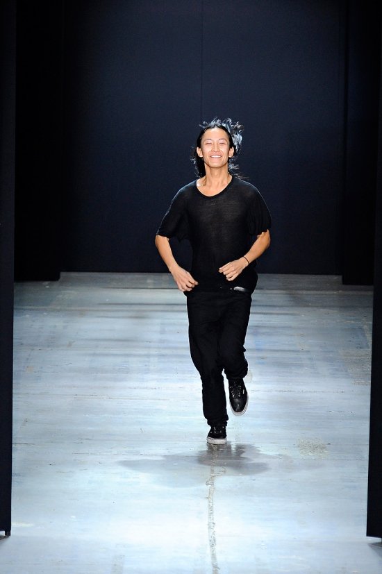 Александр Ванг