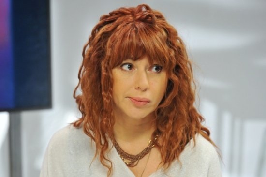 Алена Апина