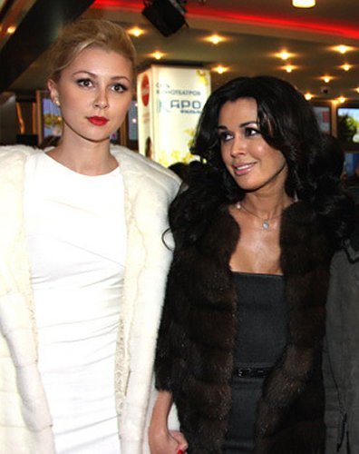 Анастасия и Анна Заворотнюк