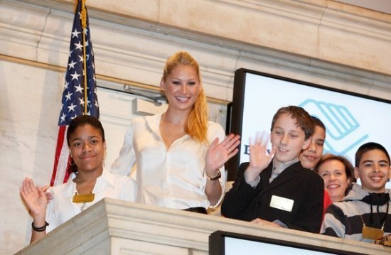 Анна Курникова