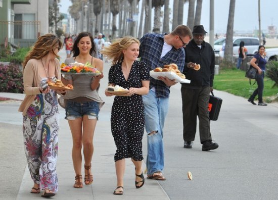 Анна Пакуин