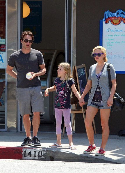 Анна Пакуин и Стивен Мойер