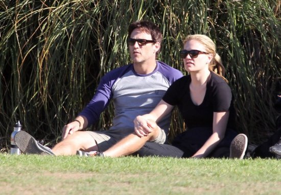 Анна Пакуин и Стивен Мойер