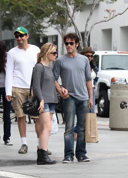 Анна Пакуин и Стивен Мойер