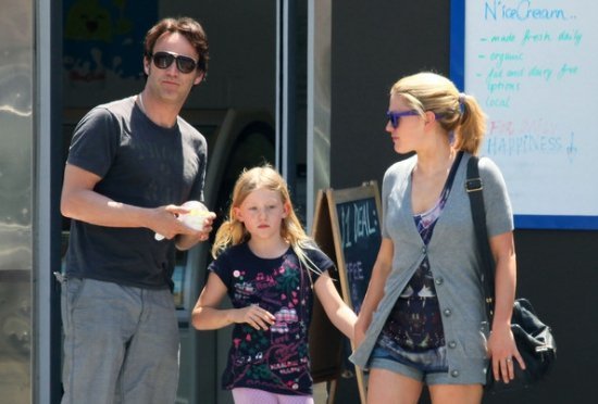 Анна Пакуин и Стивен Мойер