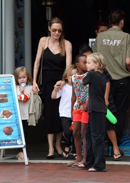 Анжелина Джоли