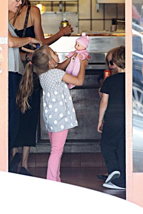 Анжелина Джоли