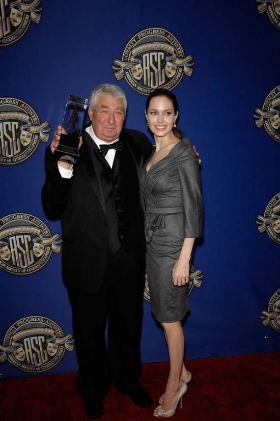 Анжелина Джоли