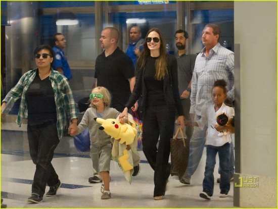 Анжелина Джоли