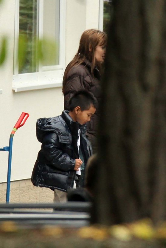 Анжелина Джоли