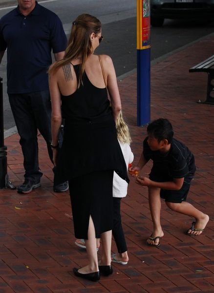 Анжелина Джоли