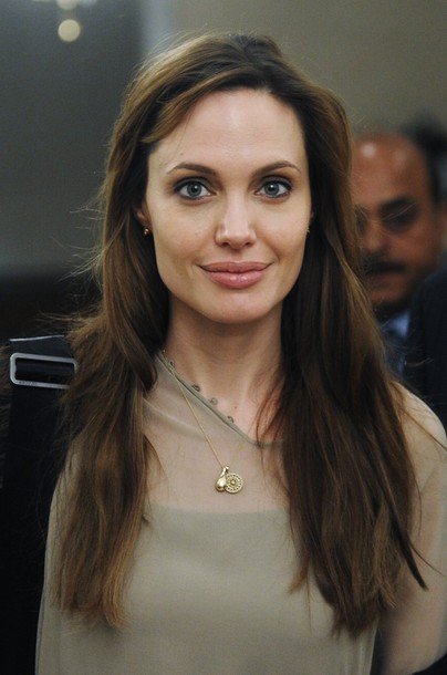 Анжелина Джоли