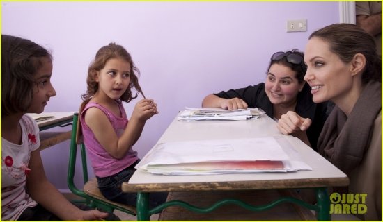 Анжелина Джоли