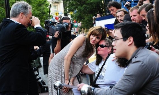 Анжелина Джоли