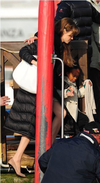 Анжелина Джоли