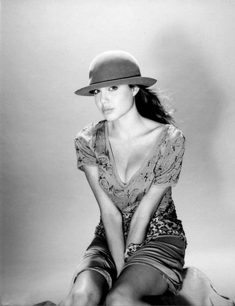 Анжелина Джоли