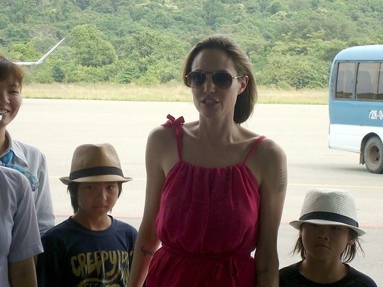 Анжелина Джоли