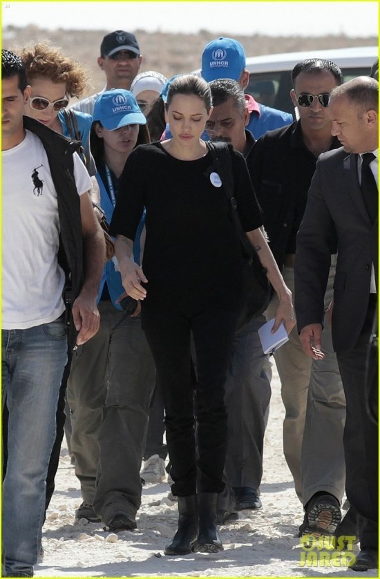 Анжелина Джоли