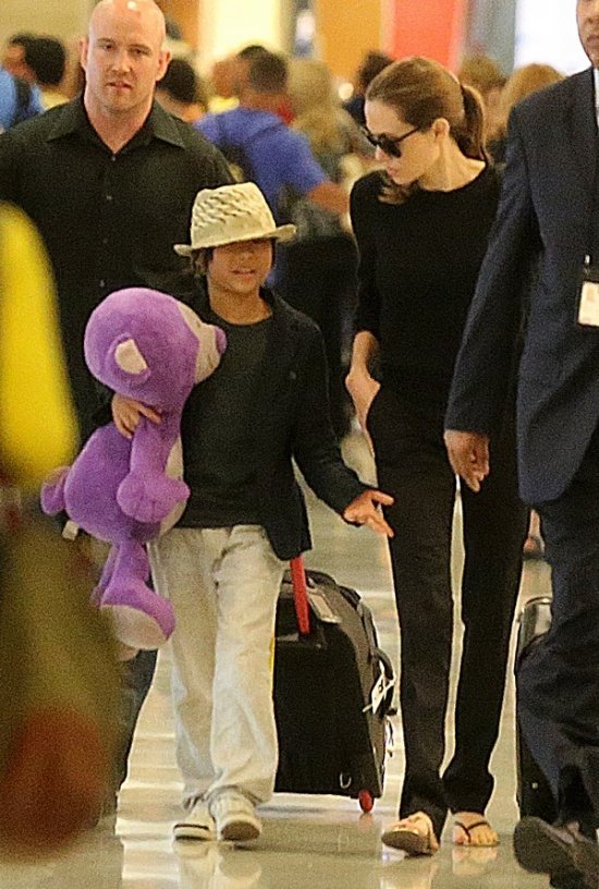 Анжелина Джоли