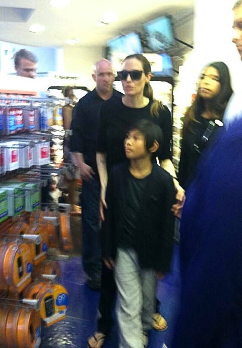 Анжелина Джоли