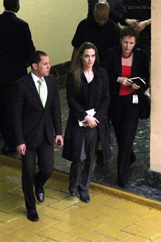 Анжелина Джоли