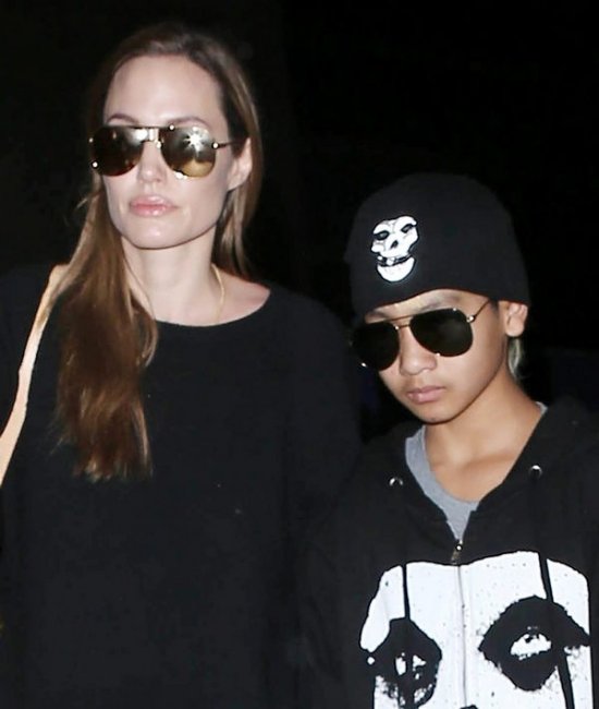 Анжелина Джоли