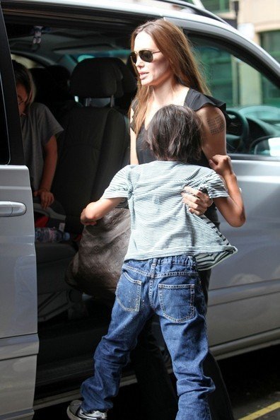 Анжелина Джоли