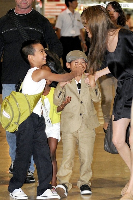 Анжелина Джоли