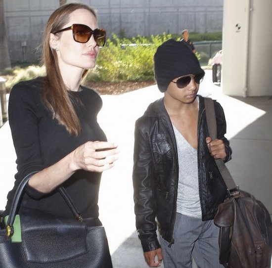 Анжелина Джоли