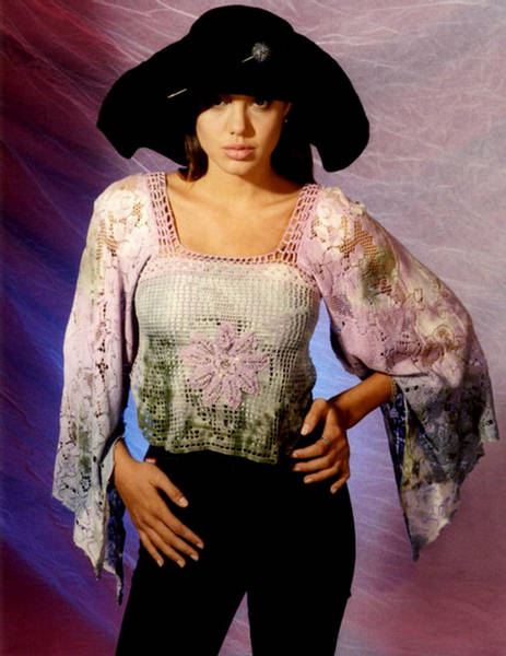 Анжелина Джоли