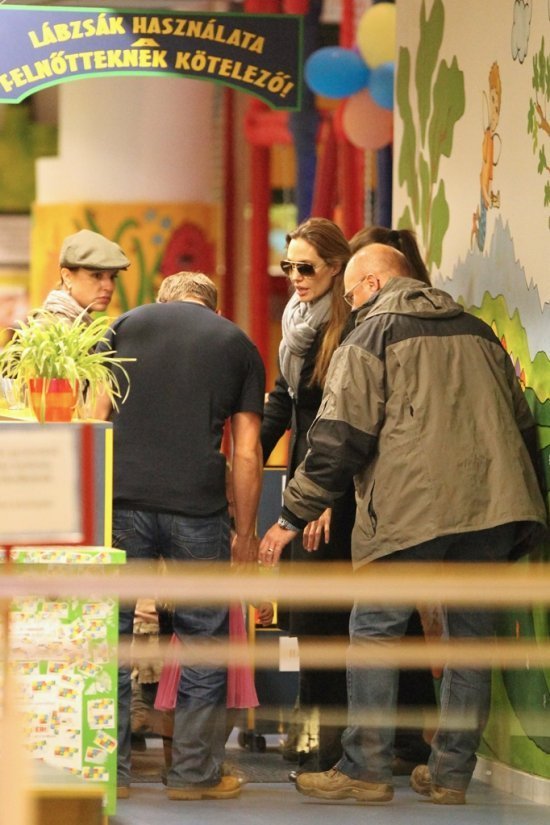 Анжелина Джоли