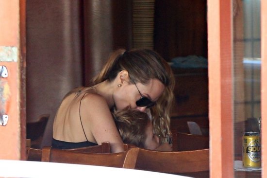 Анжелина Джоли