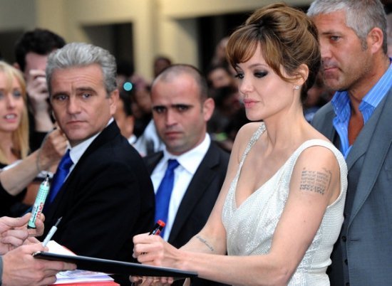 Анжелина Джоли