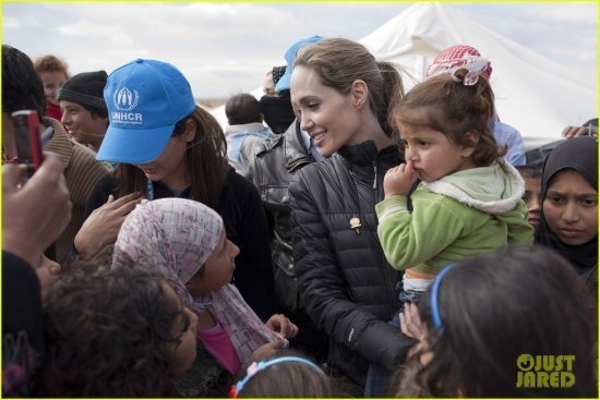 Анжелина Джоли