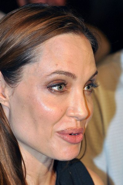 Анжелина Джоли