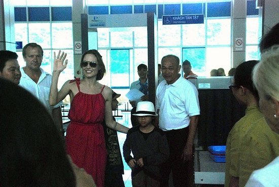 Анжелина Джоли