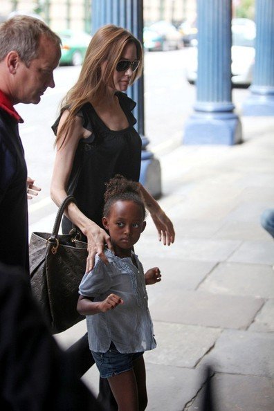 Анжелина Джоли