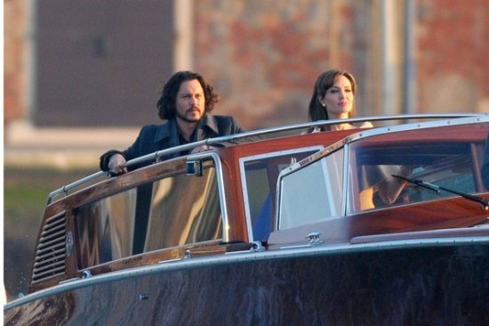 Анжелина Джоли и Джонни Депп