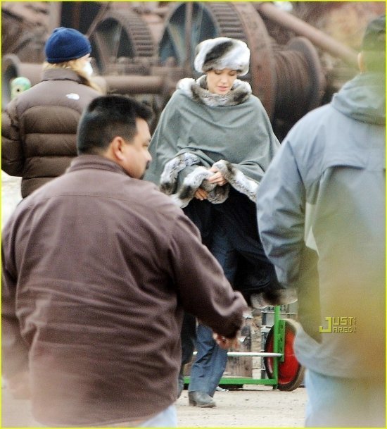 Анжелина Джоли на съемках 