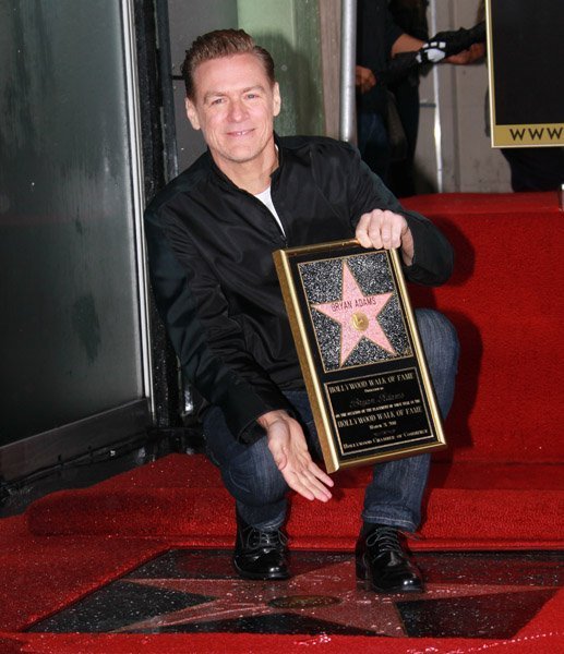 Брайан Адамс